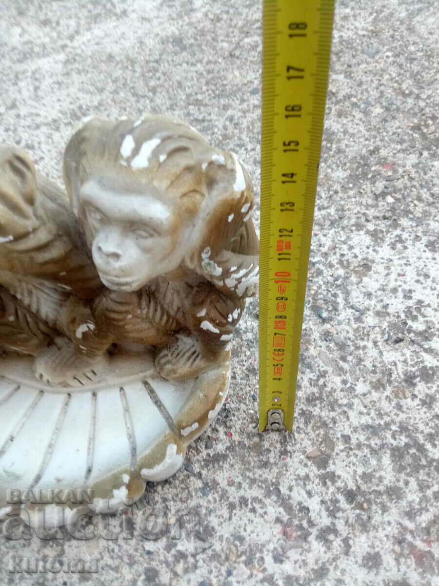 Auction The three wise monkeys. He heard us, saw us, understood us Auction The three wise monkeys. He heard us, saw us, understood us