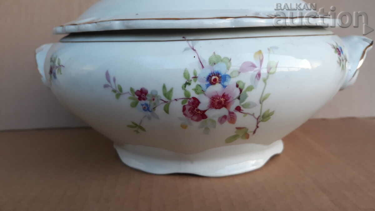 Delivery of BULGARIAN PORCELAIN SOUP BOWL retro vintage 60s Delivery of BULGARIAN PORCELAIN SOUP BOWL retro vintage 60s
