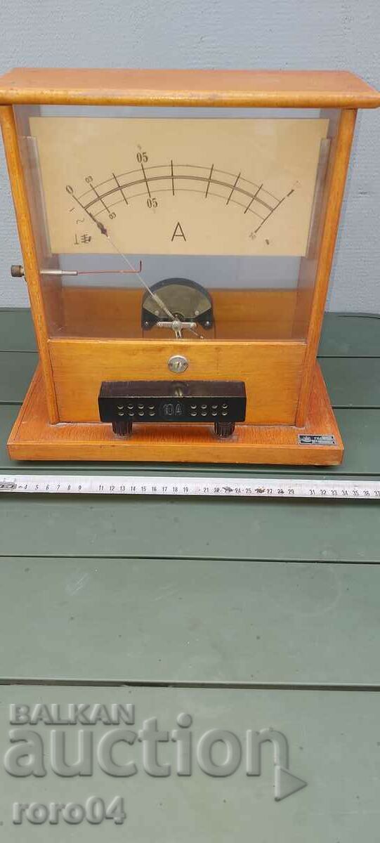 AMPERMETER