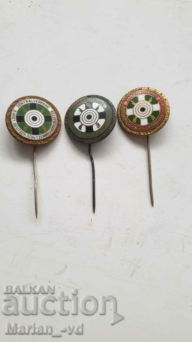 GERMAN WWII BADGES - AVIATION - 5 GERMAN WWII BADGES - AVIATION - 5