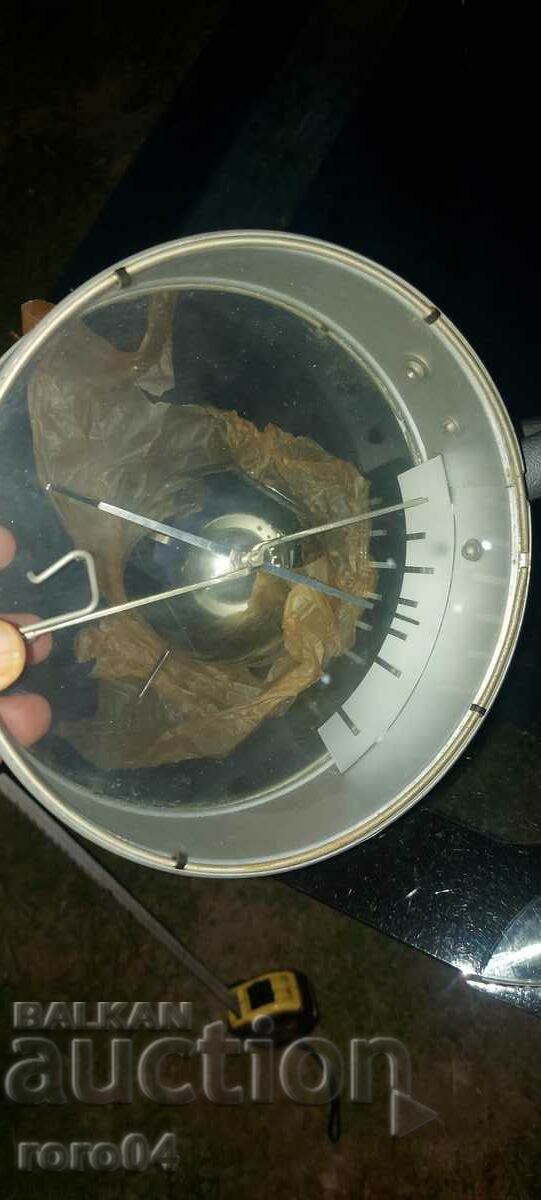 ELECTROMETER - FROM THE PHYSICS OFFICE - 6 ELECTROMETER - FROM THE PHYSICS OFFICE - 6