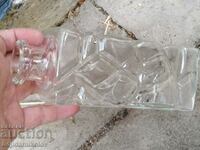 Sticla de sticla reliefata cu dop