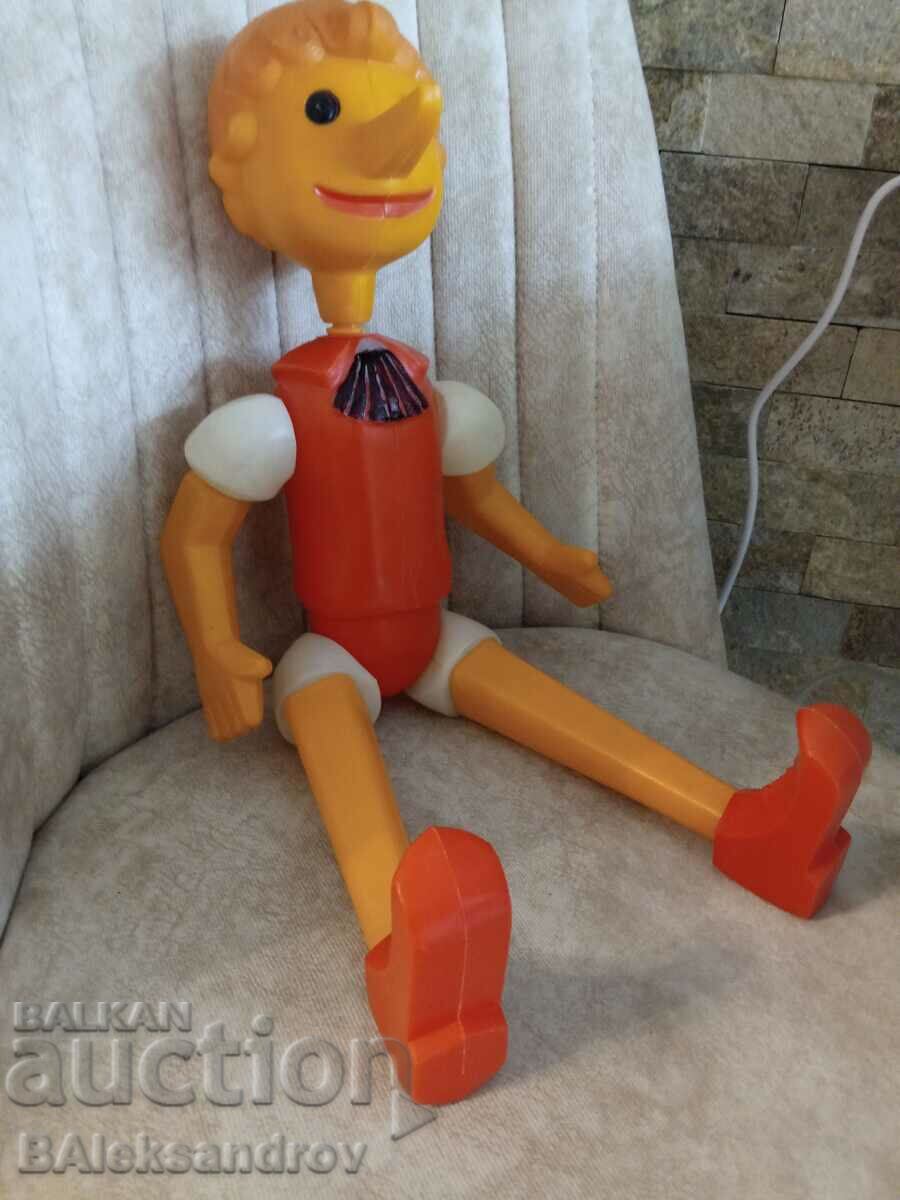 Auction A large polyethylene PINOCCHIO doll Auction A large polyethylene PINOCCHIO doll