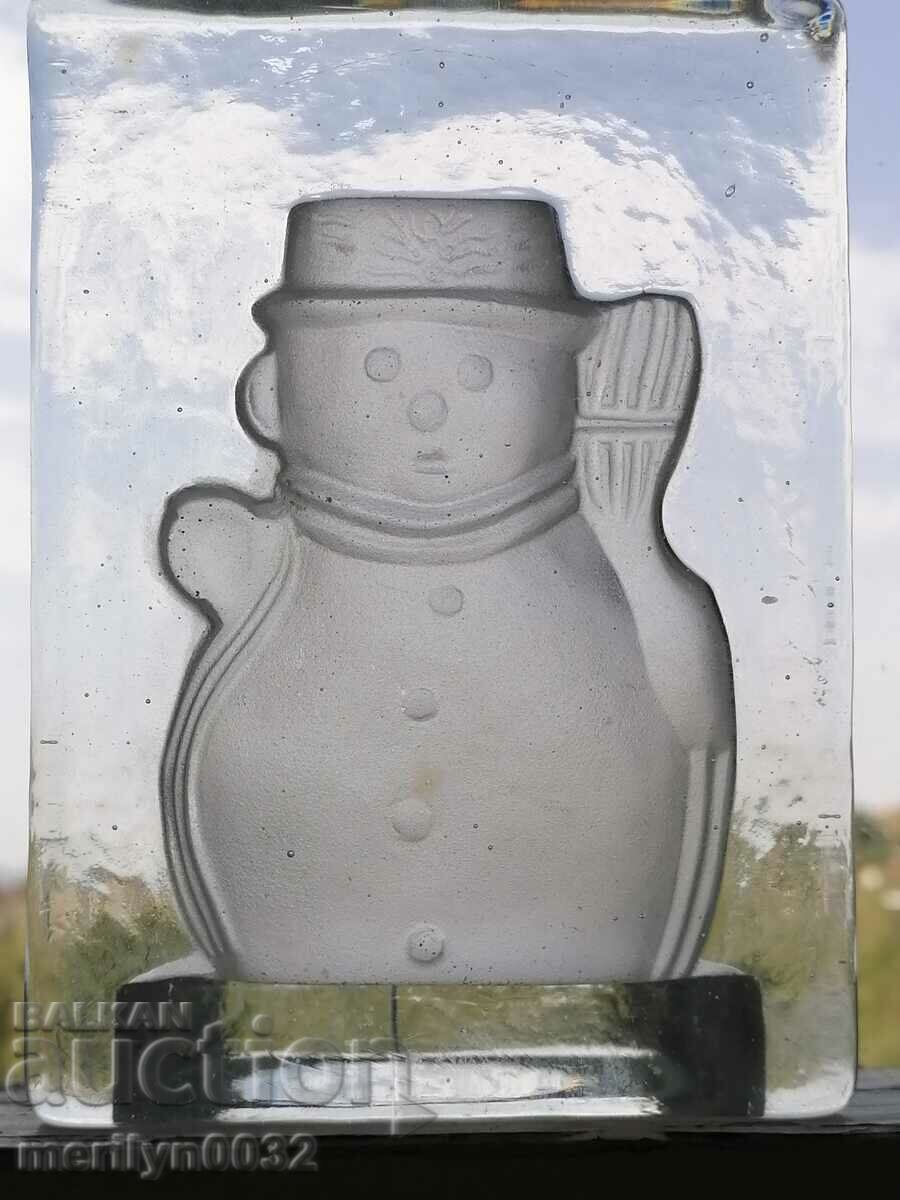 Delivery of Steel figure of a snowman Delivery of Steel figure of a snowman