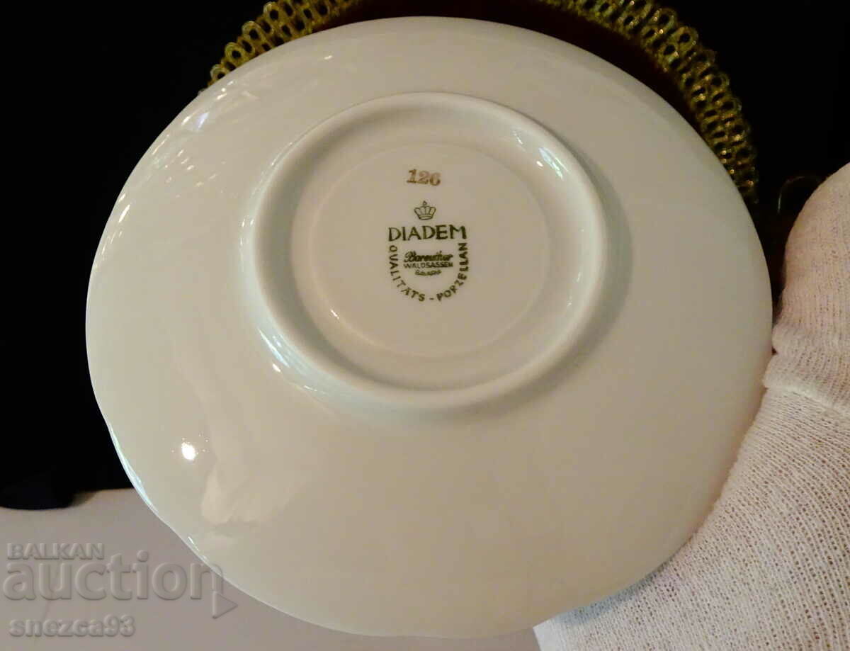 Bavarian porcelain plate Bereuther, gold with price 6.00 BGN | € 3.07 Bavarian porcelain plate Bereuther, gold with price 6.00 BGN | € 3.07