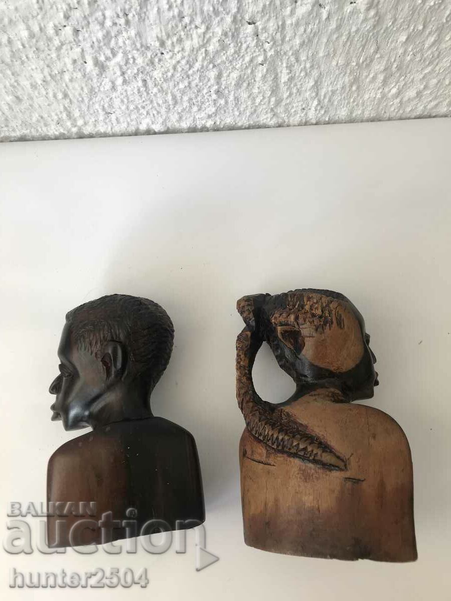 Auction  Africans-25 cm, ebony