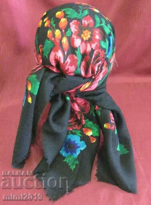 Πετσέτα κεφαλιού για γυναικεία ρούχα με τιμή 42.00 BGN | € 21.47 Πετσέτα κεφαλιού για γυναικεία ρούχα με τιμή 42.00 BGN | € 21.47