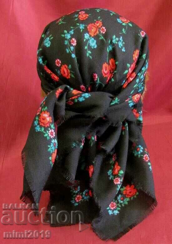 Πετσέτα κεφαλιού για γυναικεία ρούχα με τιμή 42.00 BGN | € 21.47 Πετσέτα κεφαλιού για γυναικεία ρούχα με τιμή 42.00 BGN | € 21.47