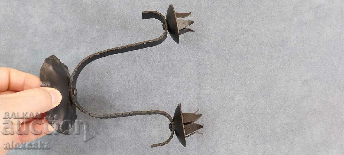 Delivery of Old candlestick - Wrought iron Delivery of Old candlestick - Wrought iron