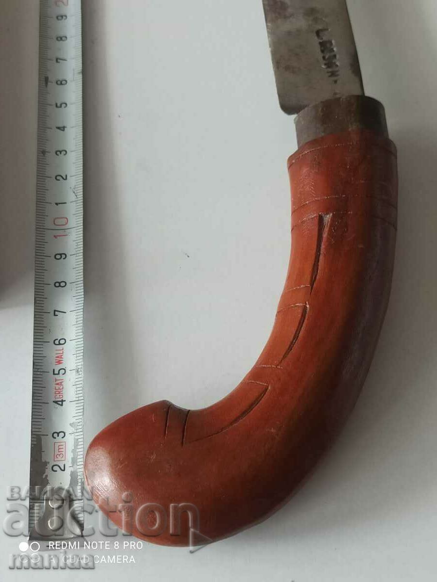 Delivery of Indonesian, Malay, parang-machete. Delivery of Indonesian, Malay, parang-machete.