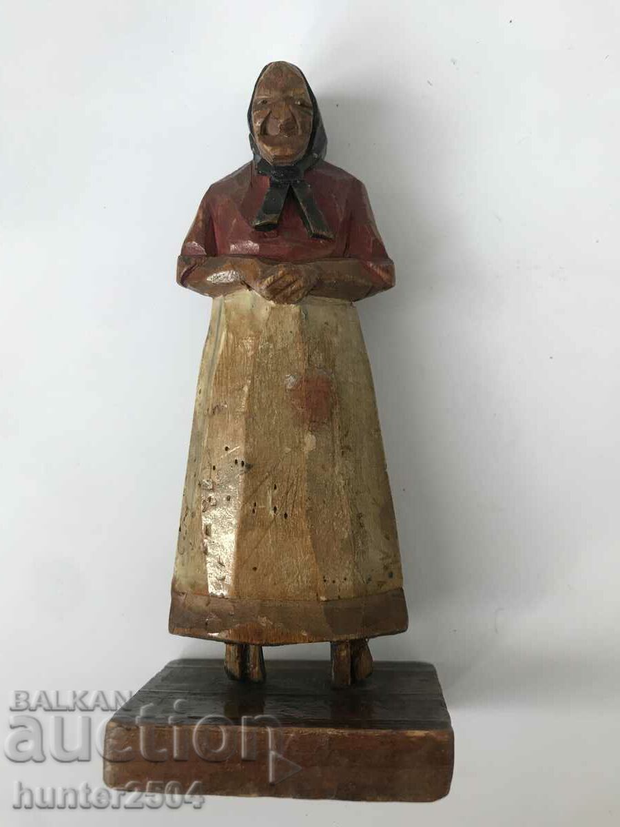 Old people - Wood carving, 3 pieces, Chili with price 49.95 BGN | € 25.54 Old people - Wood carving, 3 pieces, Chili with price 49.95 BGN | € 25.54