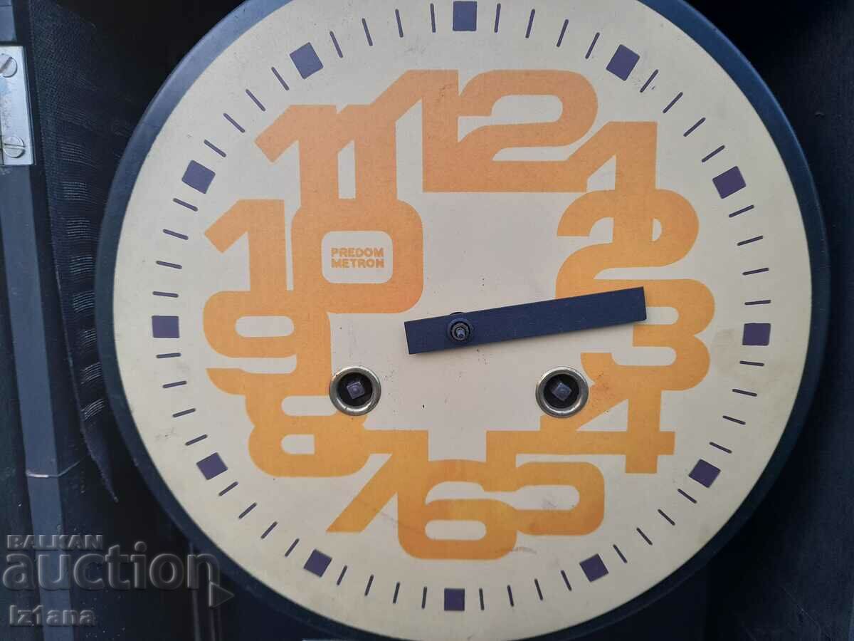 Auction Old clock Predom Auction Old clock Predom