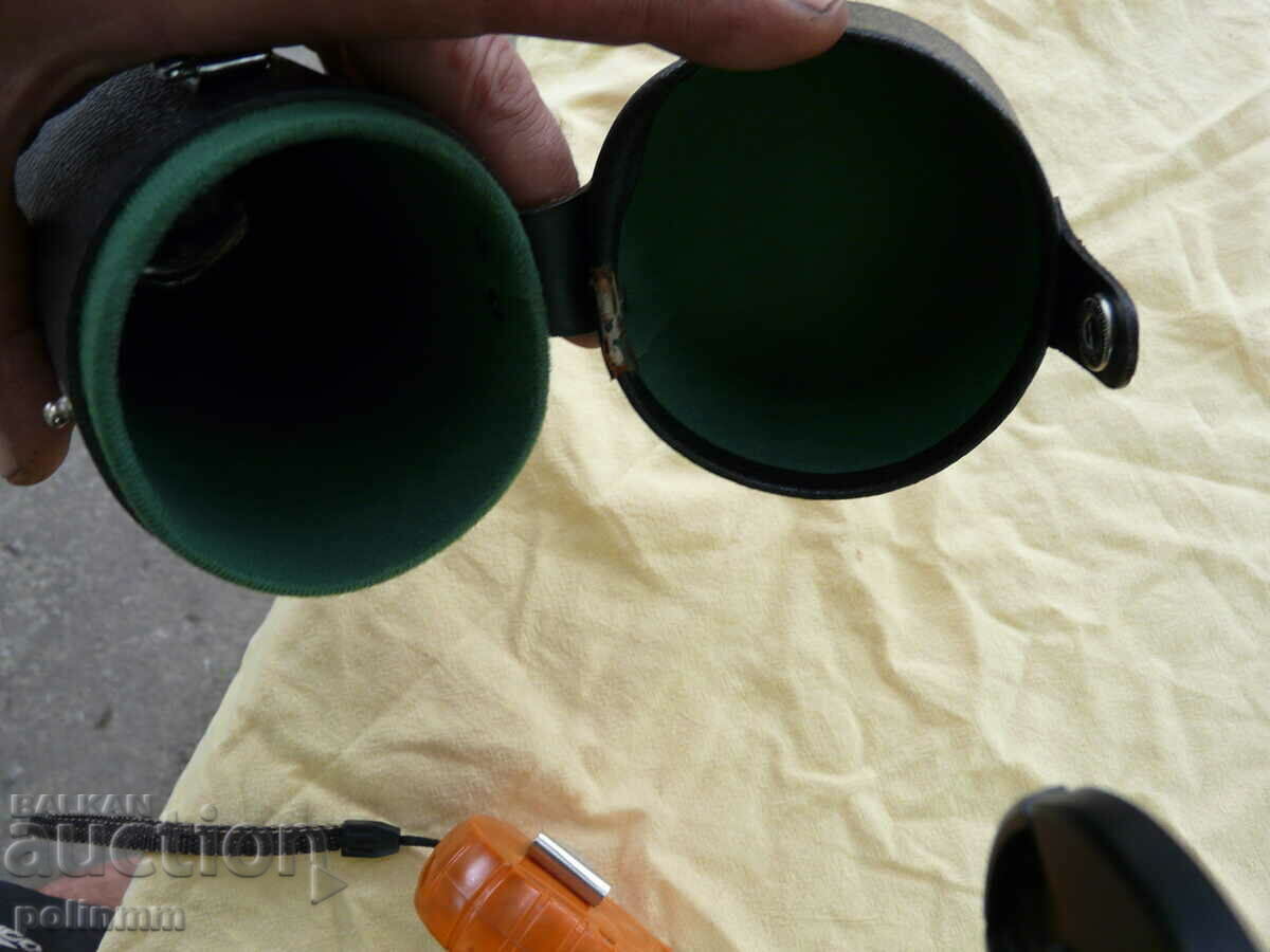 Auction Photo lens case - 1 Auction Photo lens case - 1