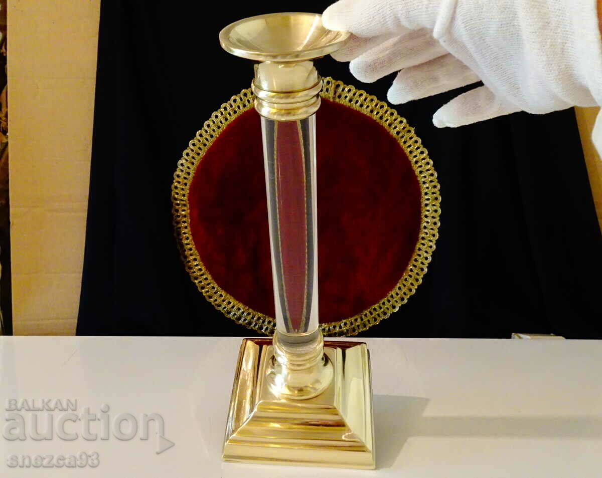 Bronze candlestick 1 kg., crystal.