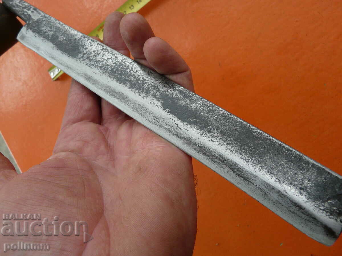 Auction Old forged Bulgarian hand-12 Auction Old forged Bulgarian hand-12