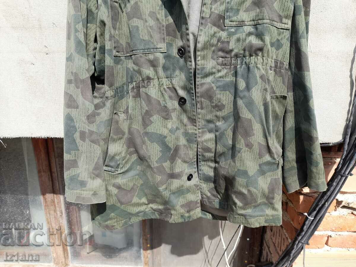 Auction  Camouflage coat, camouflage
