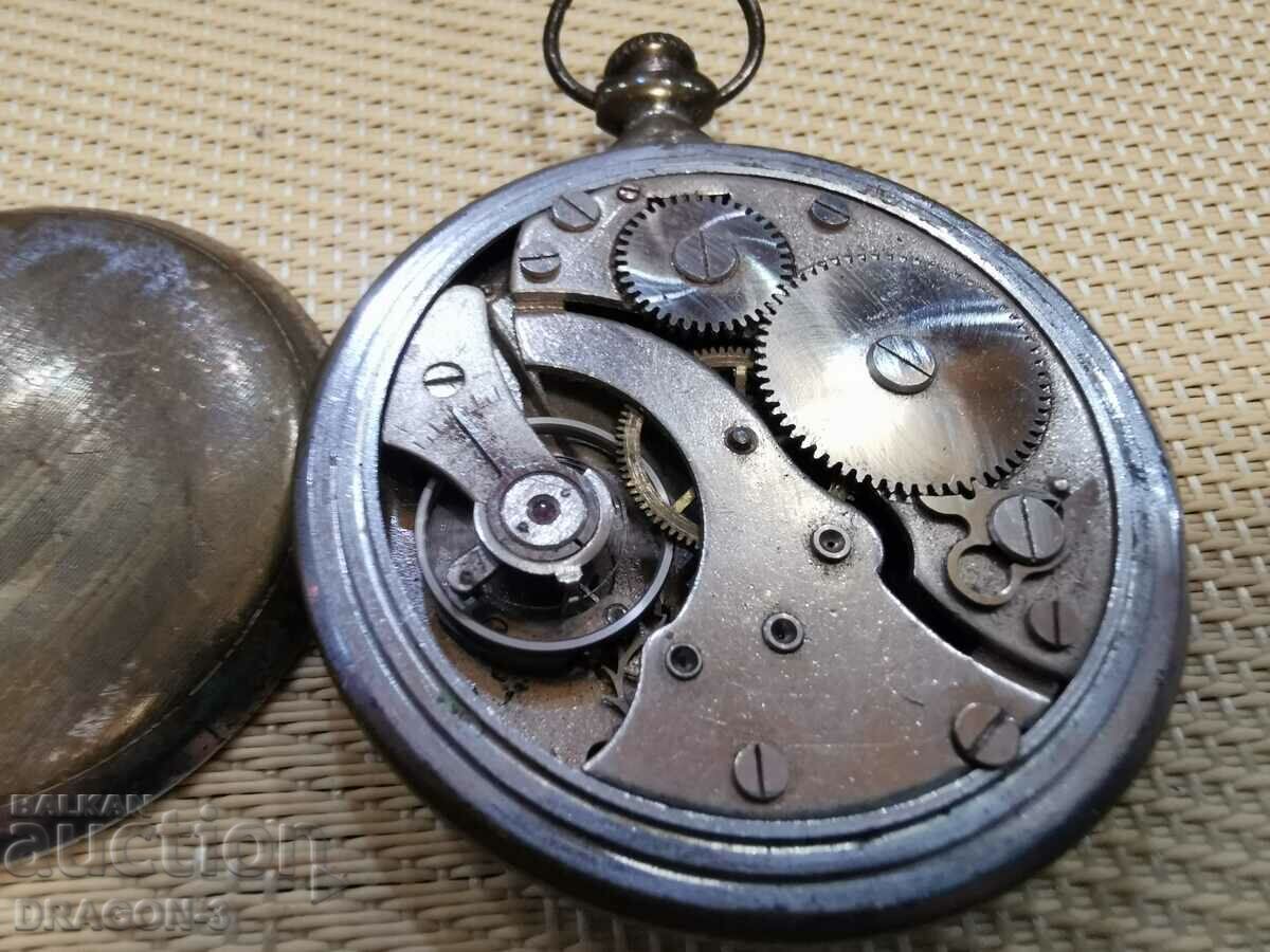 Auction  UMF, RUHLA, SATURN