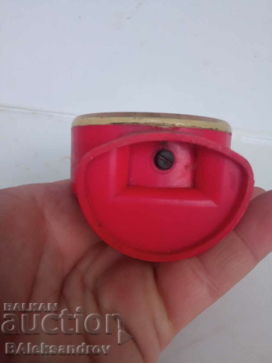 Delivery of Soca alarm clock Delivery of Soca alarm clock