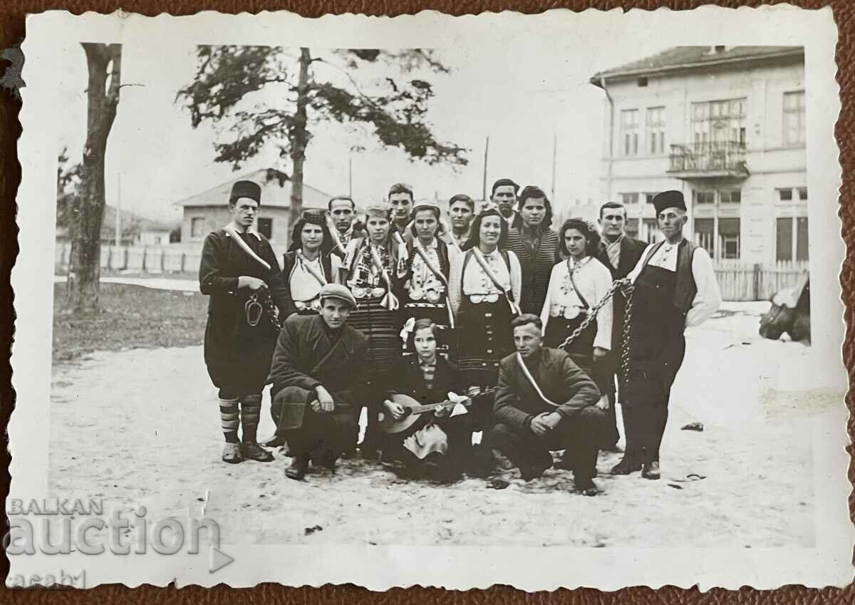 Photography Holiday Costumes with price 9.99 BGN | € 5.11 Photography Holiday Costumes with price 9.99 BGN | € 5.11