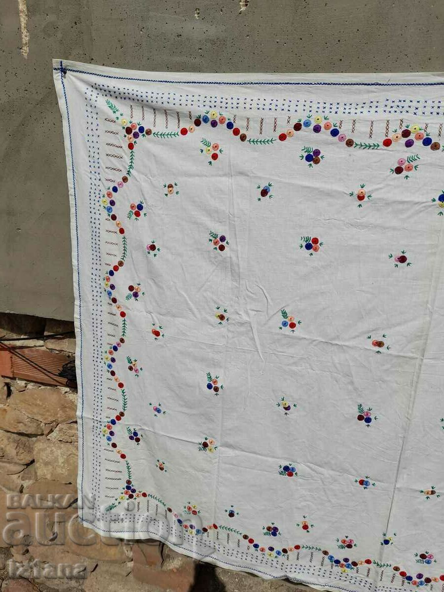 Old embroidered tablecloth with price 100.00 BGN | € 51.13