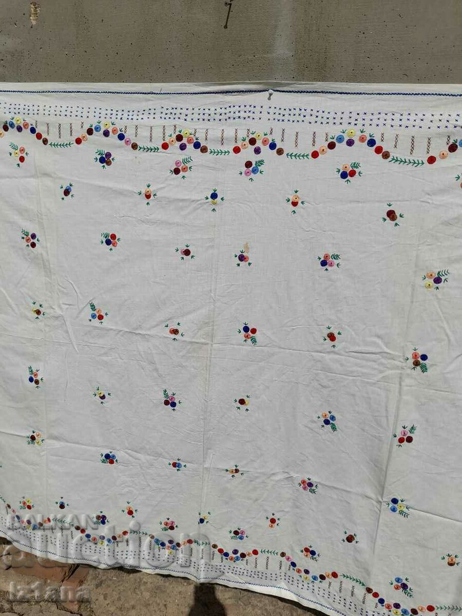 Auction  Old embroidered tablecloth