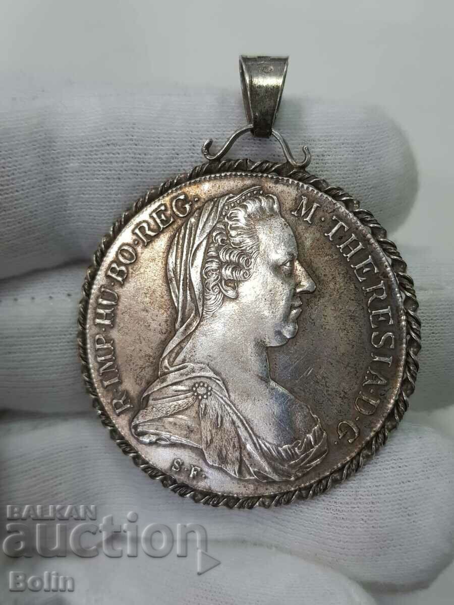 Сребърен австрийски медальон с монета 1780 г.