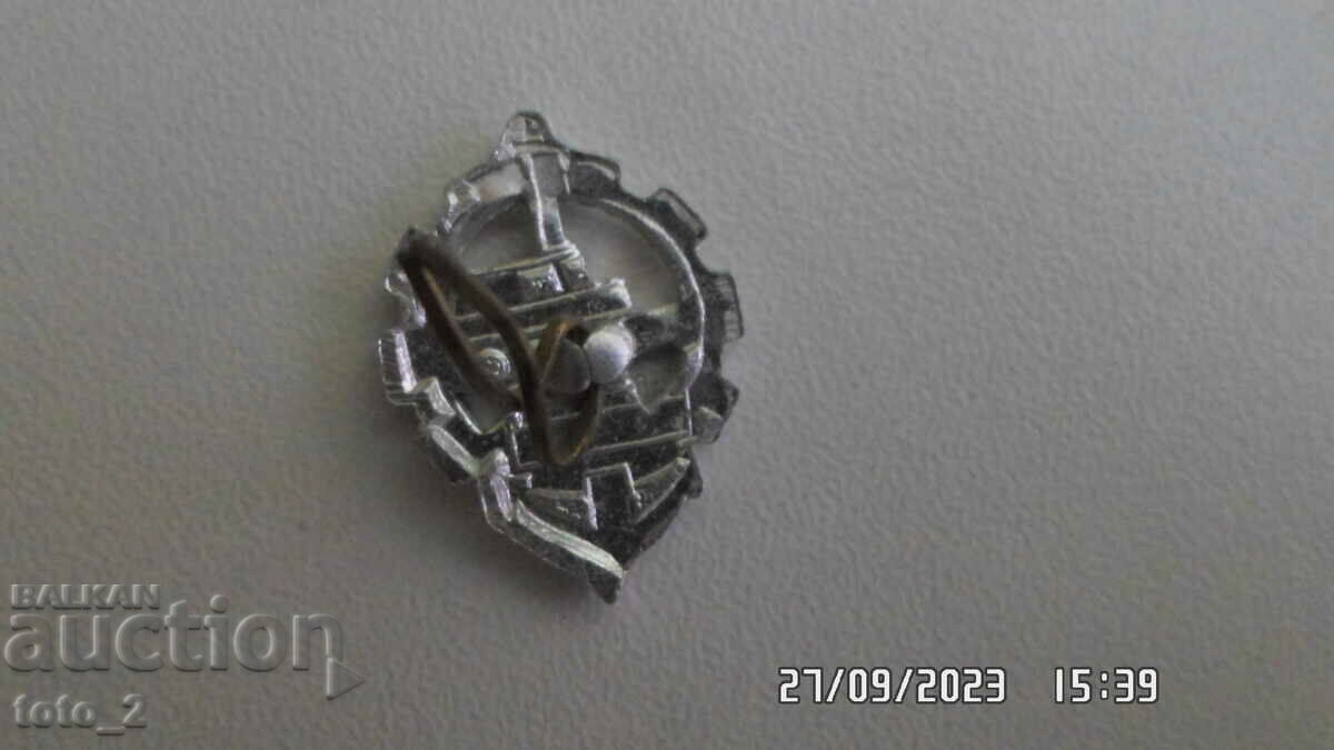 LITTLE BOW with price 1.50 BGN | € 0.77