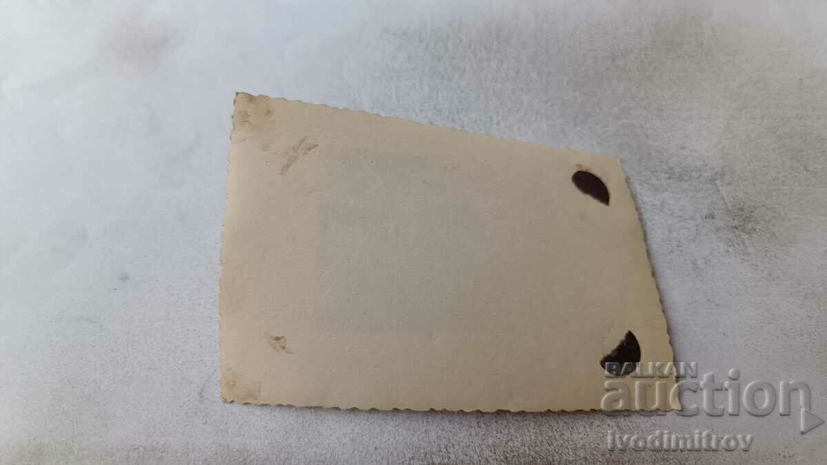 Φωτογραφία Σόφια Αξιωματικοί στο δρόμο με τιμή 2.35 BGN | € 1.20 Φωτογραφία Σόφια Αξιωματικοί στο δρόμο με τιμή 2.35 BGN | € 1.20