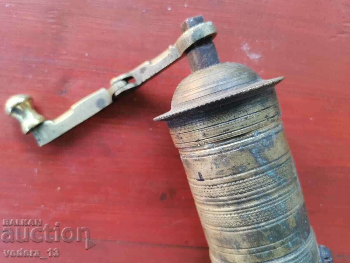 BRONZE MILLS with price 25.00 BGN | € 12.78 BRONZE MILLS with price 25.00 BGN | € 12.78