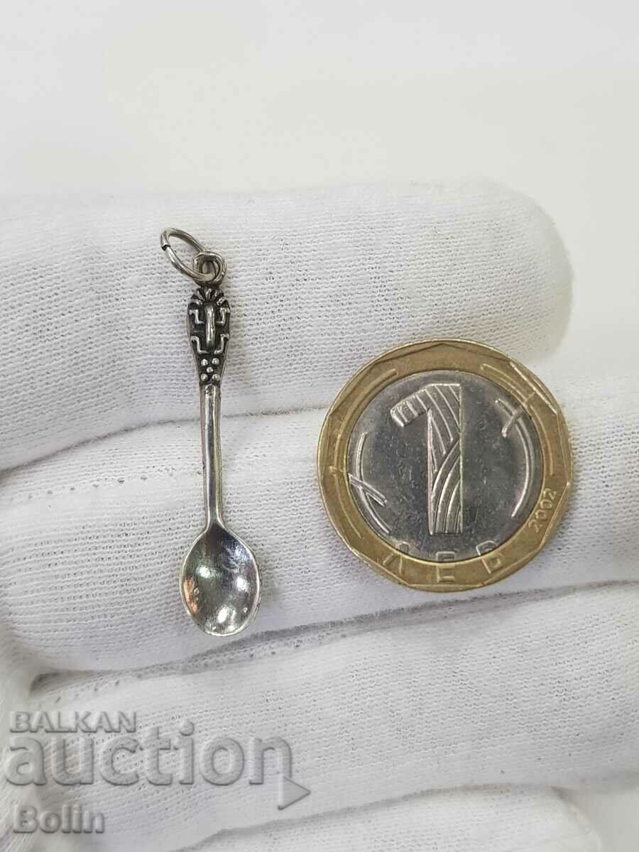 Симпатична сребърна лъжичка - медальон - 925 пр. - Европа