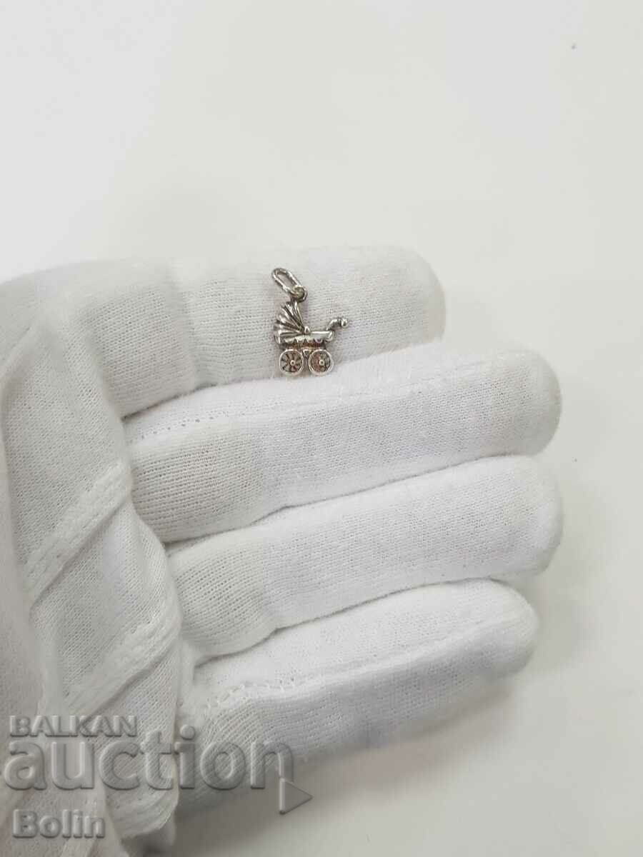 Delivery of Silver miniature pram medallion - 925 BC - Europe Delivery of Silver miniature pram medallion - 925 BC - Europe