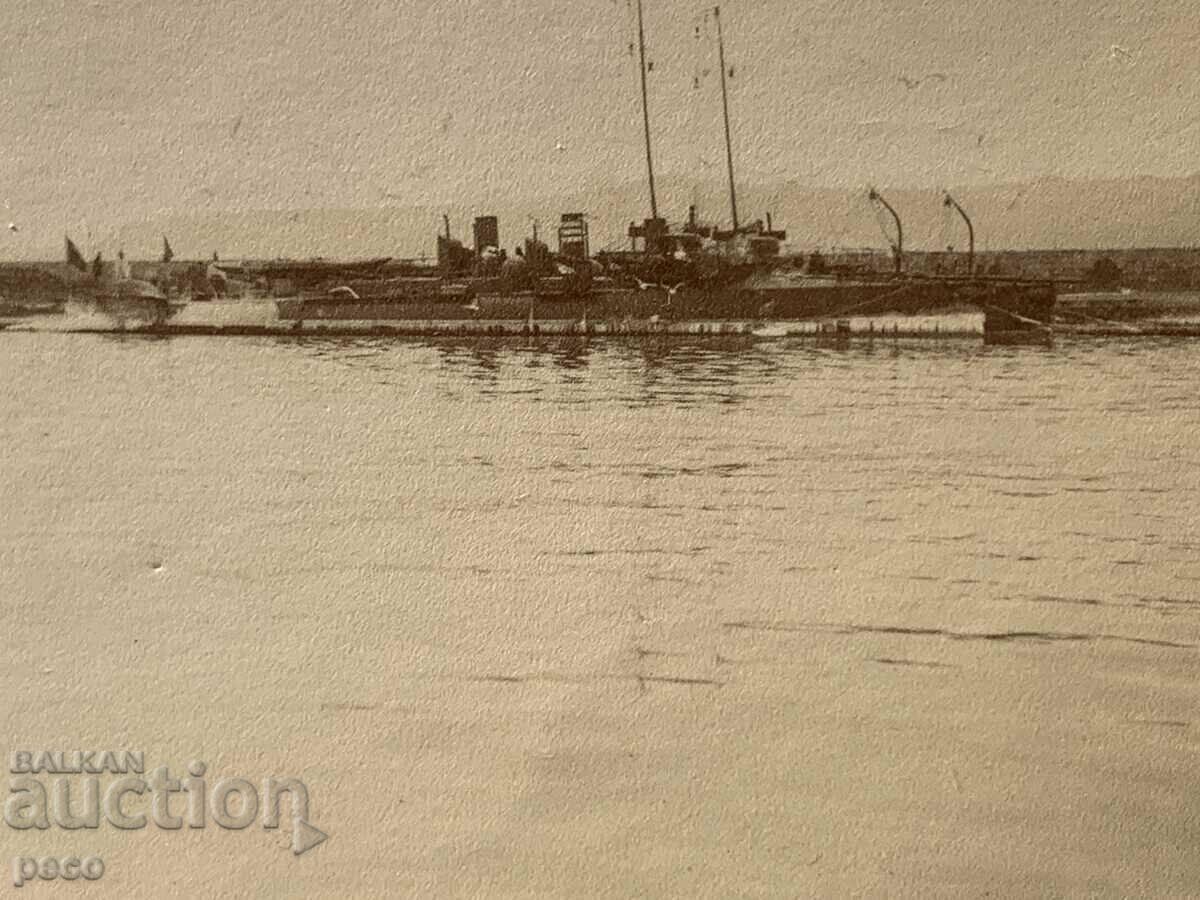 Bulgarian destroyers "Courageous" old photo with price 10.00 BGN | € 5.11 Bulgarian destroyers "Courageous" old photo with price 10.00 BGN | € 5.11