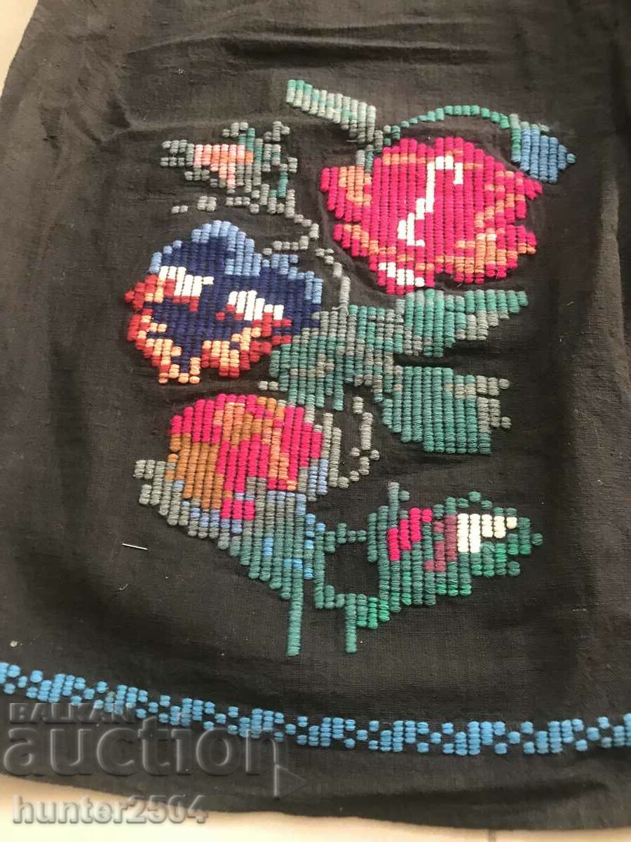 Δημοπρασία Ποδιά-62/60 εκ., κεντημένη Δημοπρασία Ποδιά-62/60 εκ., κεντημένη