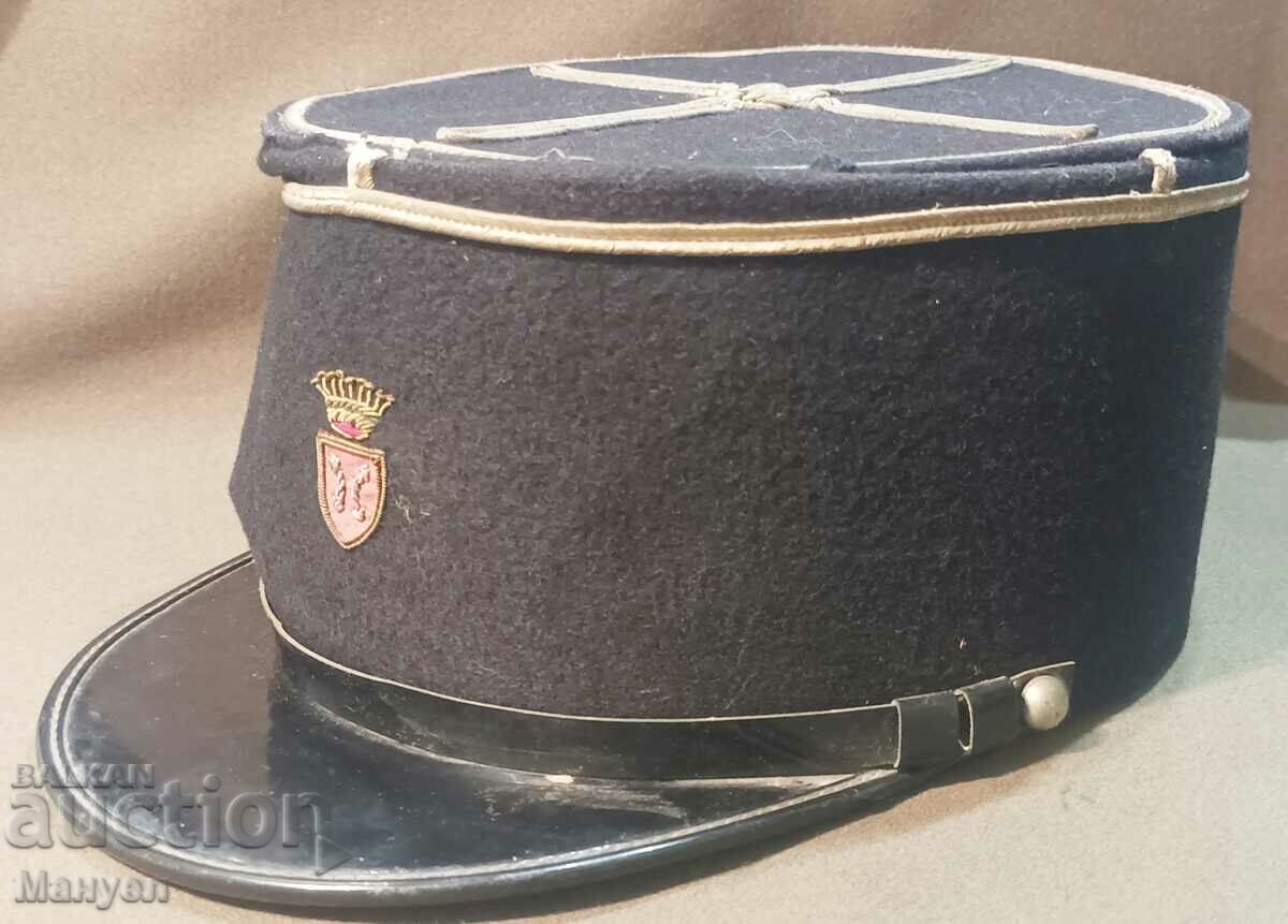 Auction French cap, police officer, 1950. Auction French cap, police officer, 1950.
