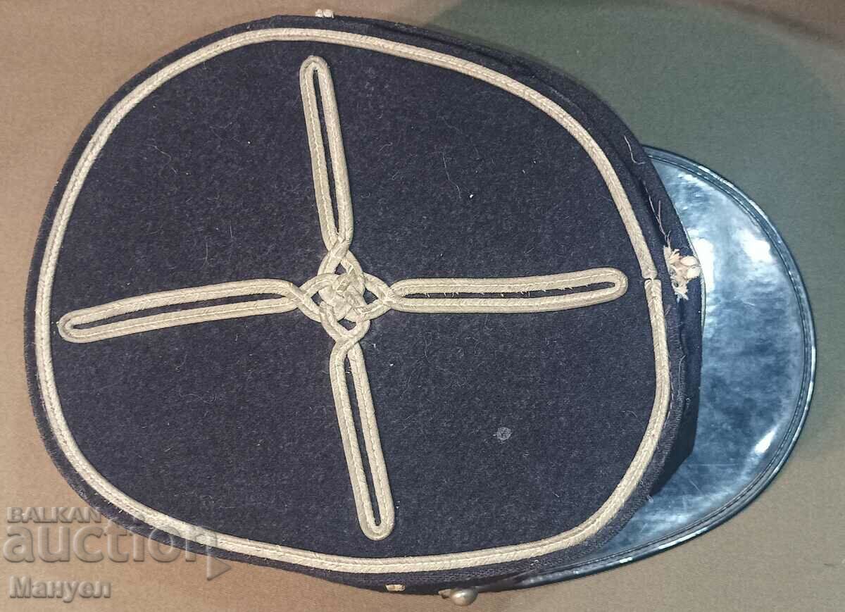 Delivery of French cap, police officer, 1950. Delivery of French cap, police officer, 1950.