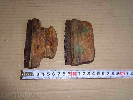 Delivery of Old chest for horse, comb, chess, combs Delivery of Old chest for horse, comb, chess, combs