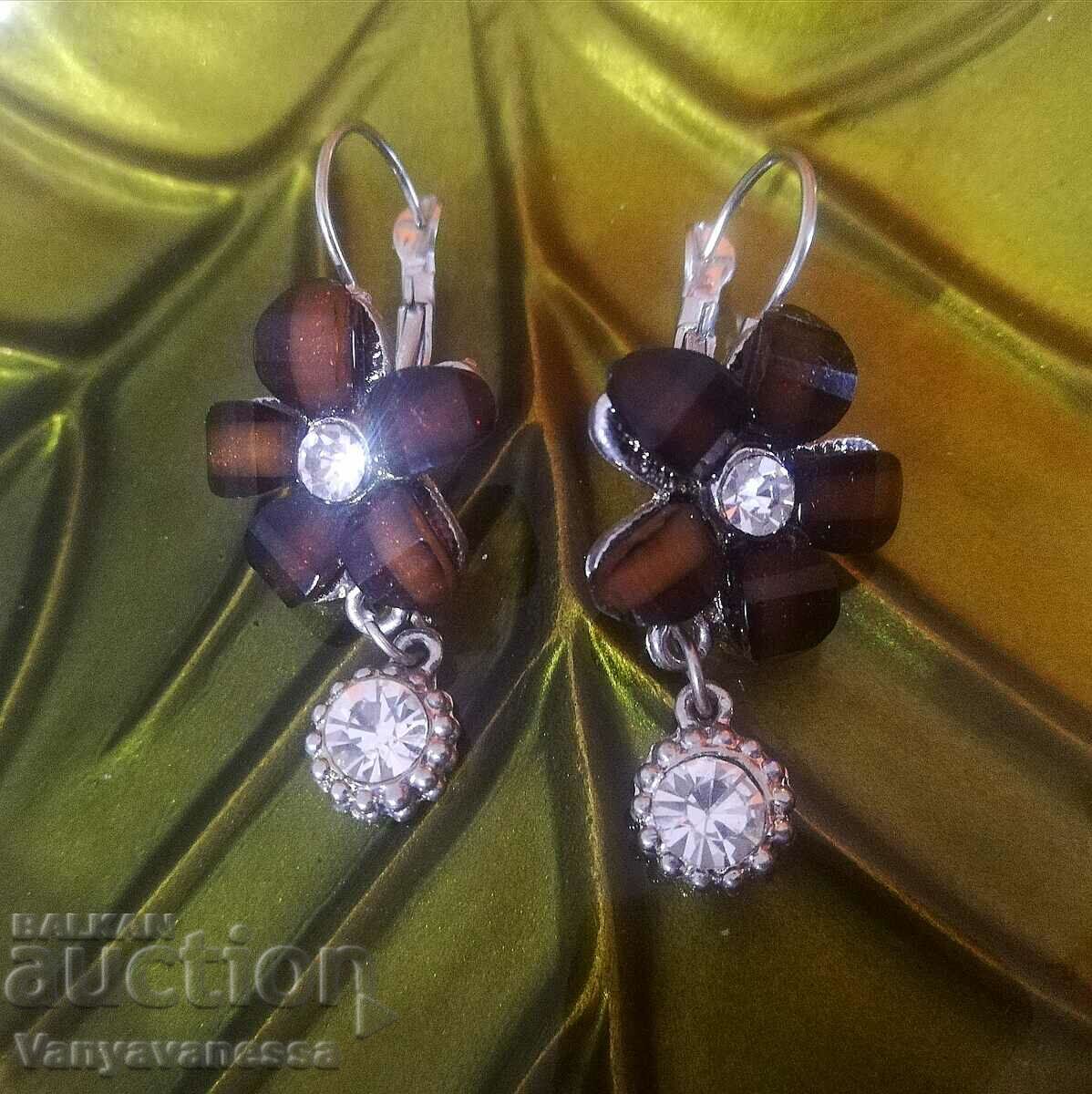 Earrings Brown Flower with White Crystals English Clasp