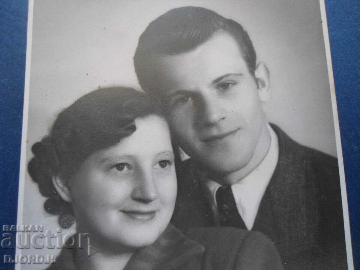 Стара снимка, с посвещение с цена 3.00 лв. | € 1.53 Стара снимка, с посвещение с цена 3.00 лв. | € 1.53