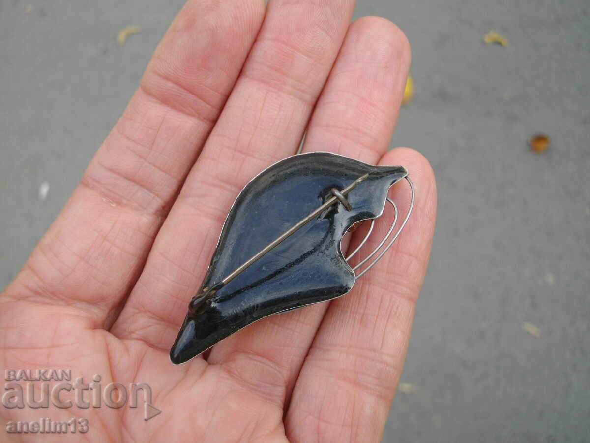 СТАРА РЪЧНО ПРАВЕНА БРОШКА С КЕХЛИБАР - 5 СТАРА РЪЧНО ПРАВЕНА БРОШКА С КЕХЛИБАР - 5