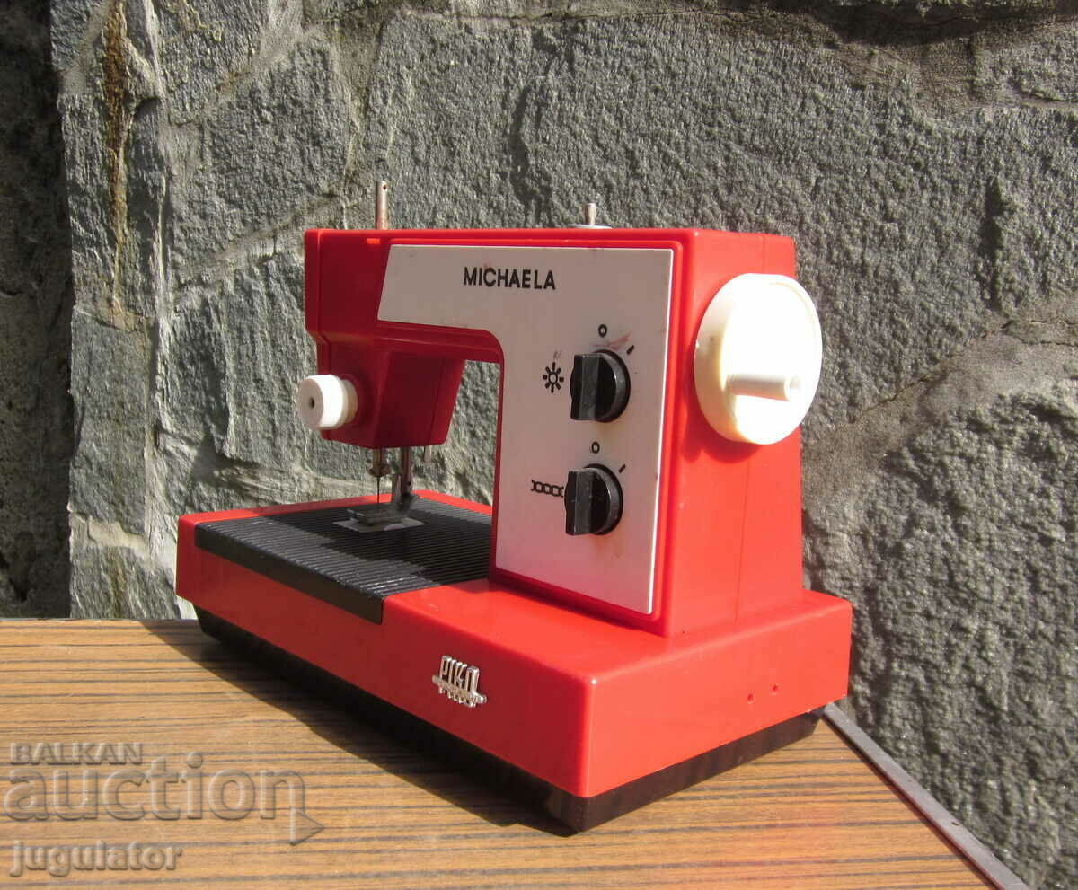 old German children's toy piko sewing machine - 5 old German children's toy piko sewing machine - 5