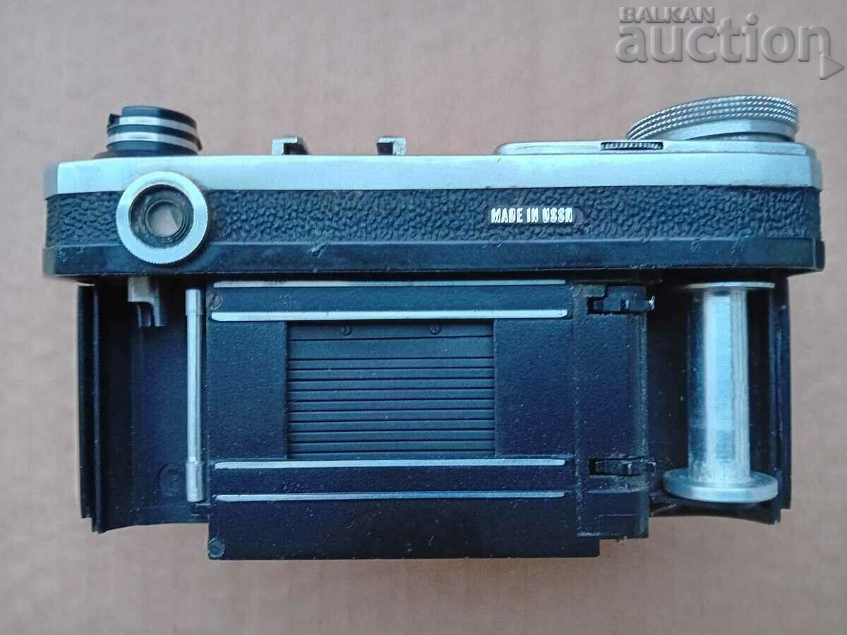 KIEV Helios 103 retro vintage camera USSR - 6 KIEV Helios 103 retro vintage camera USSR - 6