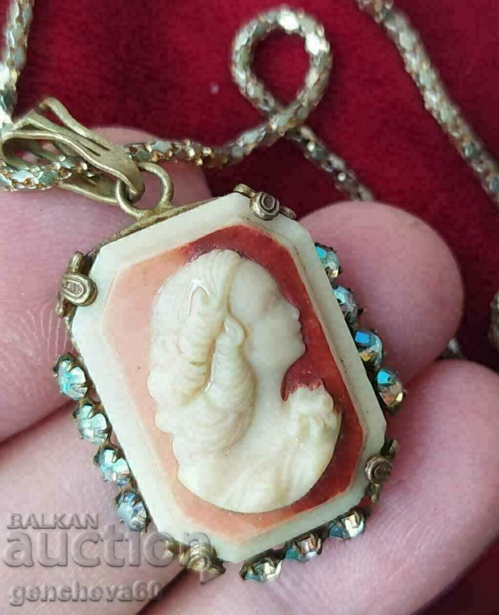 Auction Antique necklace with original cameo/markings Auction Antique necklace with original cameo/markings