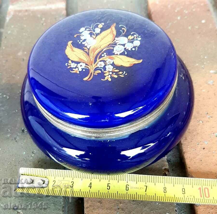 Cutii de bijuterii din porțelan cu preț 100.00 BGN | € 51.13