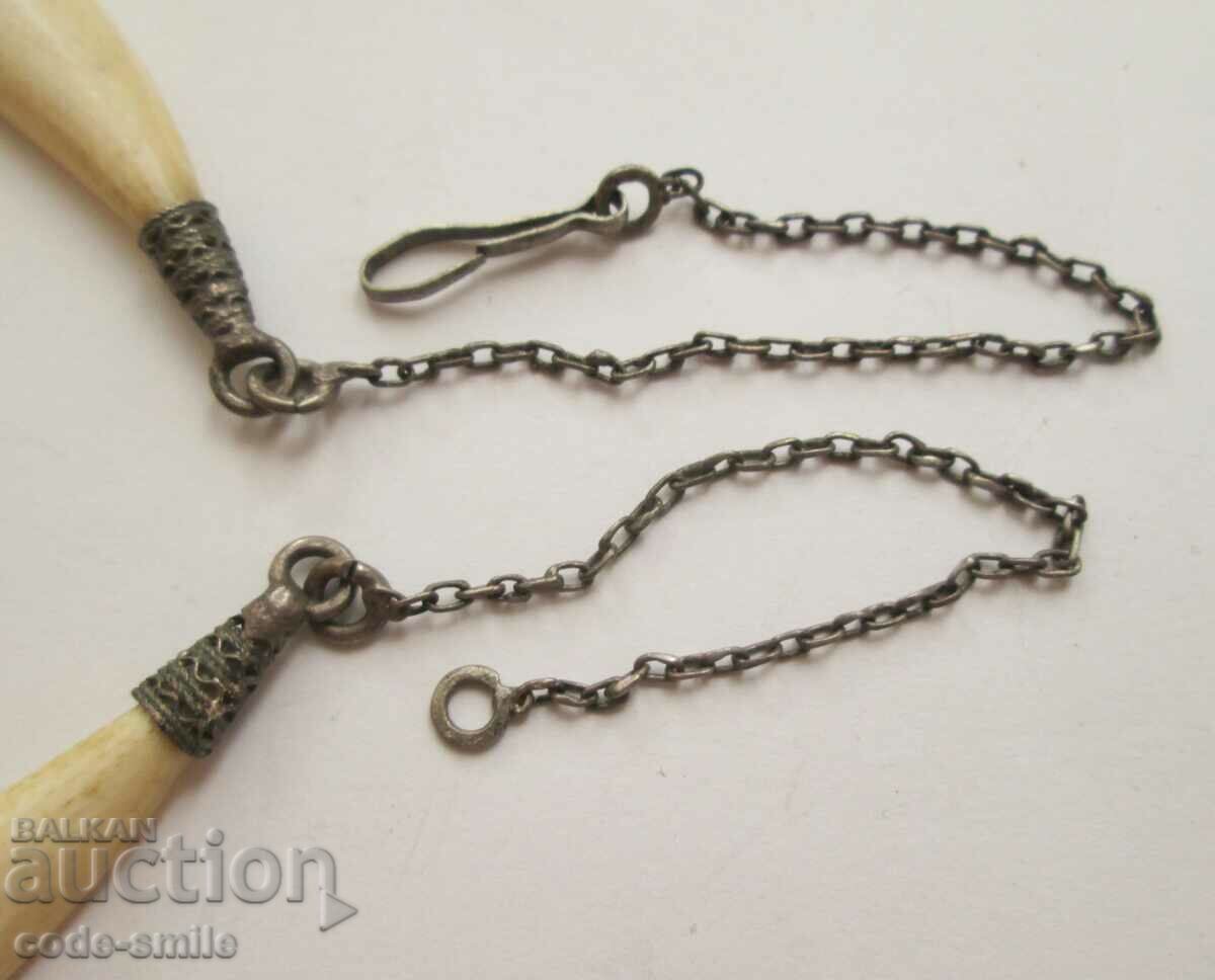 Delivery of Vintage Handmade Ivory and Filigree Necklace Delivery of Vintage Handmade Ivory and Filigree Necklace