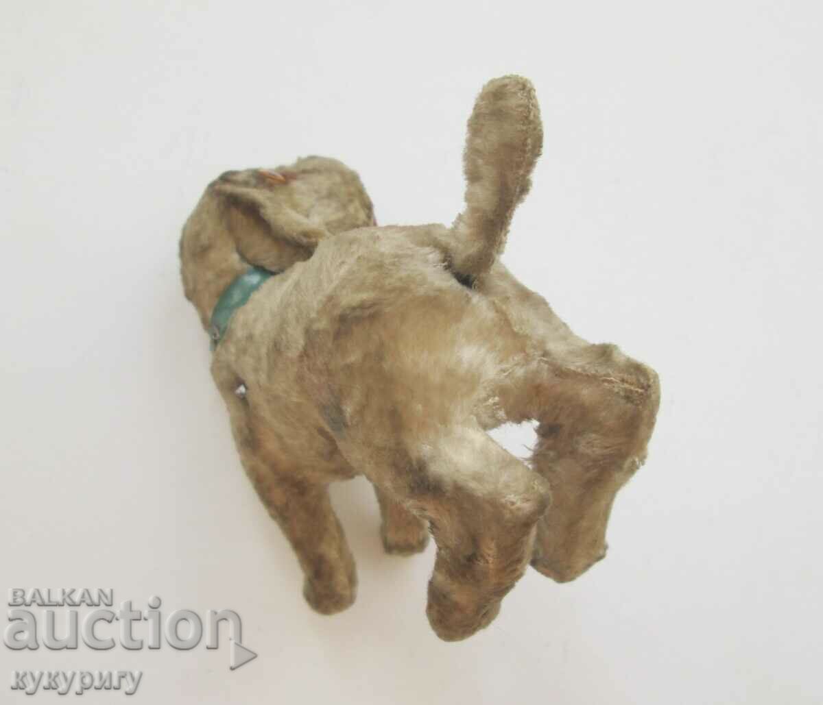 Auction Old children's plush mechanical toy dog Auction Old children's plush mechanical toy dog