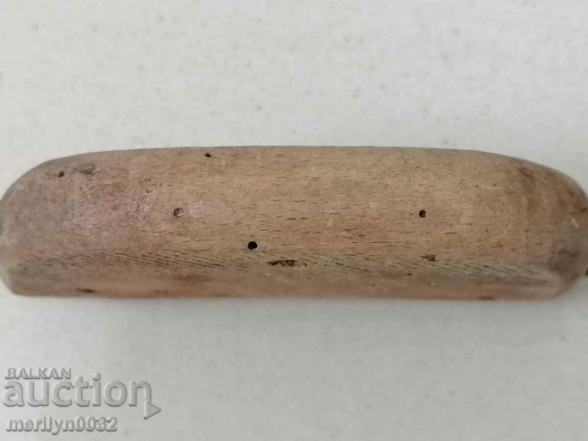 Delivery of Old chest for horse, comb, chess, combs Delivery of Old chest for horse, comb, chess, combs