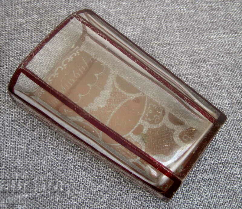 Auction  Old red art deco Adenken vase mini vase