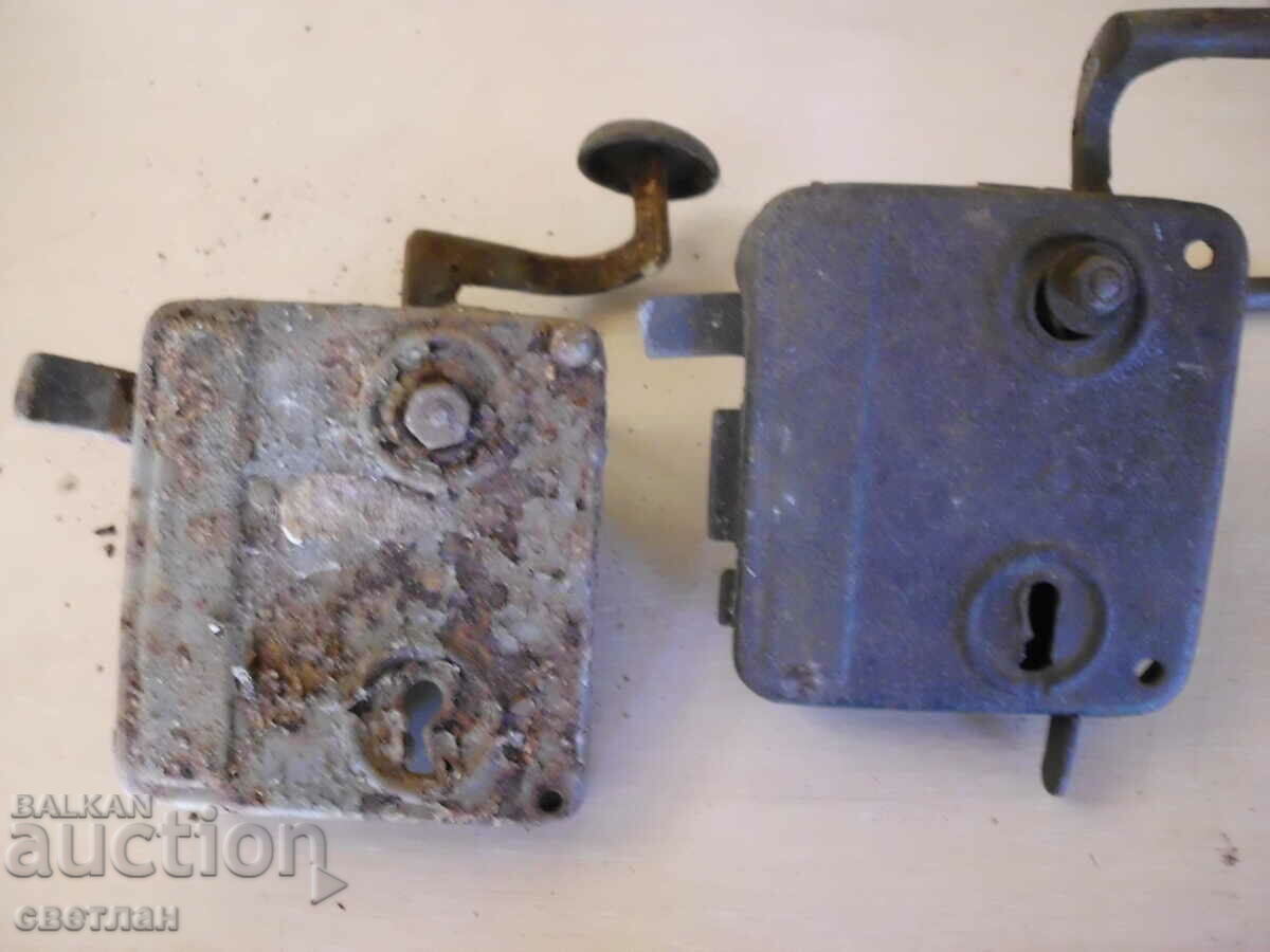 Auction LOT OF OLD LOCKS Auction LOT OF OLD LOCKS