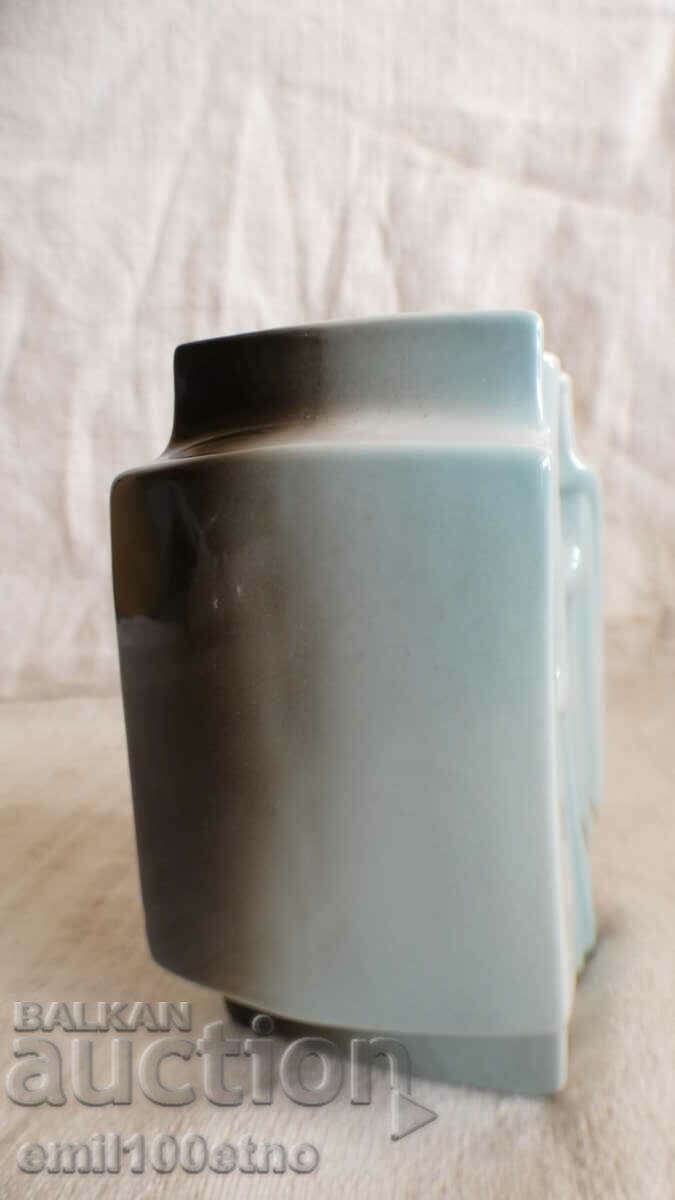 Auction Small vase porcelain ALBA Iulia Romania Auction Small vase porcelain ALBA Iulia Romania