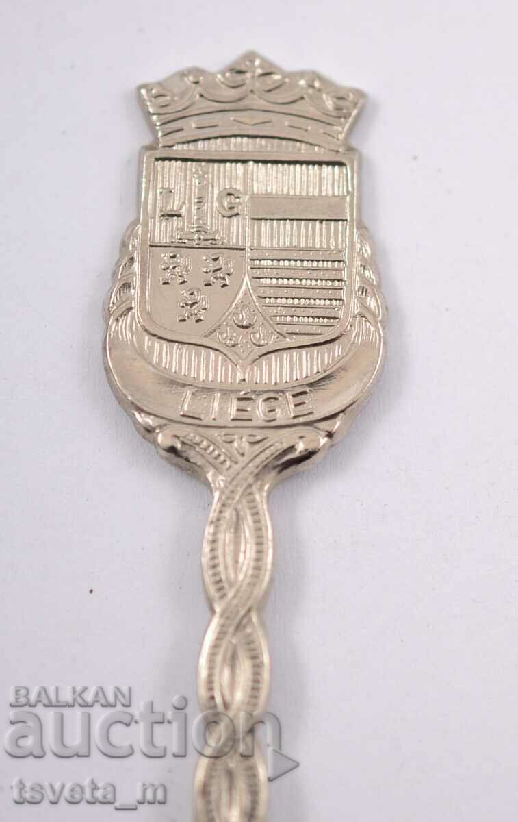 Auction Collector spoon Auction Collector spoon